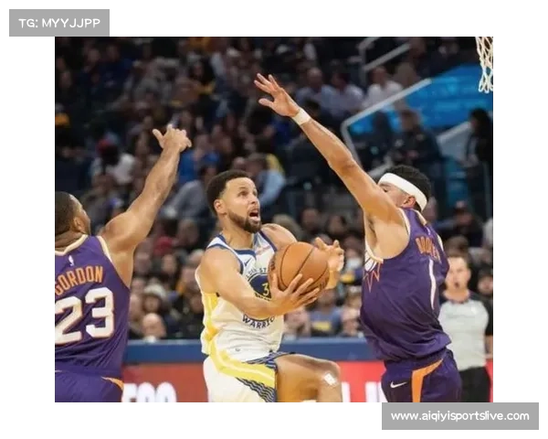 半场勇士落后太阳12分，库里命中5记三分难掩防守漏洞