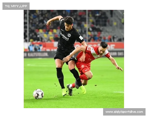 德甲冬窗转会盘点：法兰克福重建阵容，多特莱比锡做减法